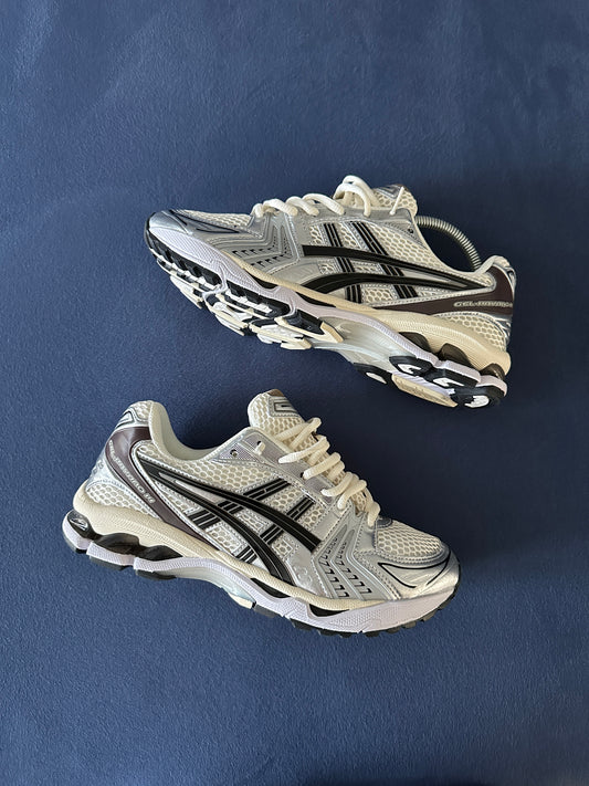 Asics Kayano 14